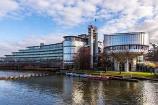 Evropský soud odmítl stížnost na pekaře, kteří odmítli upéct dort s nápisem podporujícím svatby gayů - Novinky